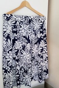 NWT Old navy floral skirt sz S